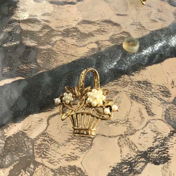 Three Flower Brooches Gold, Silver, Red, Pearl - Picture 4 of 8